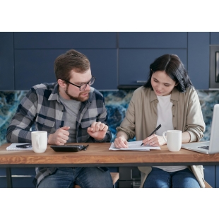 pexels-mikhail-nilov-6963057.jpg pexels-mikhail-nilov-6963057.jpg